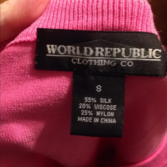 Pink sweater with flowers - Picture 5 of 5